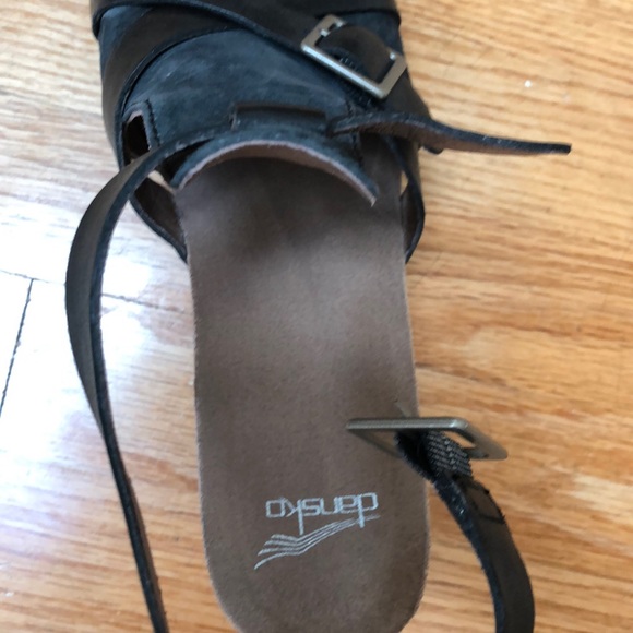 Dansko Sandals Size 39 - Picture 5 of 6